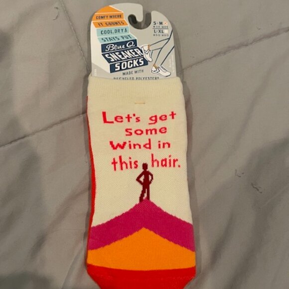 NWT Womens Socks Bundle 2 total = Women's Crew Sneaker Blue Q $30 Great Gifts - Picture 7 of 12